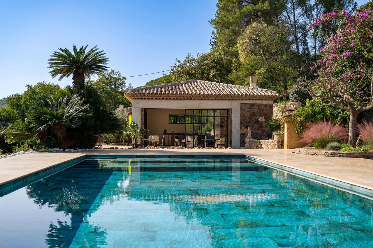 Le Clos De Mansart Bed & Breakfast Grimaud