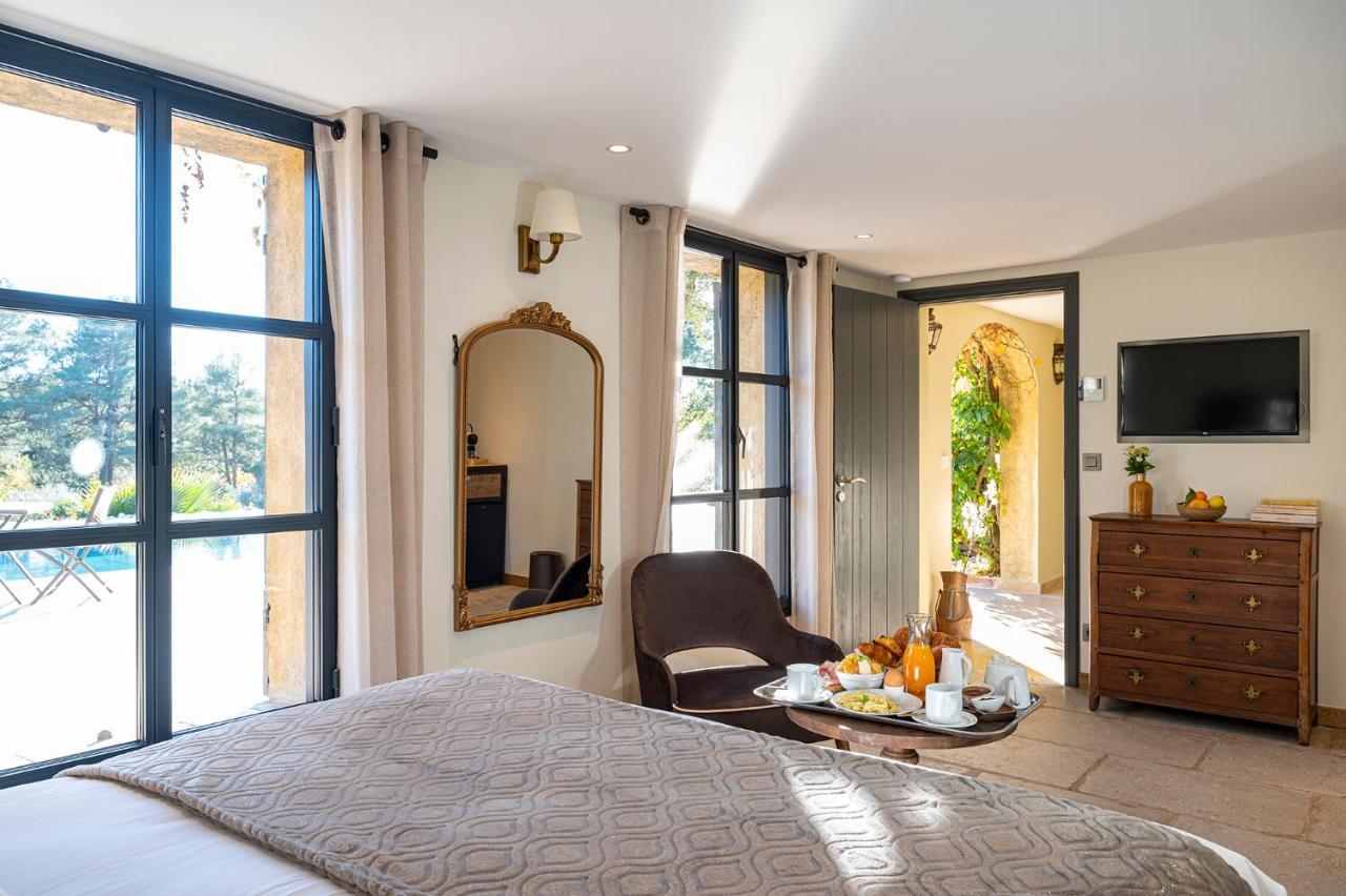 Le Clos De Mansart Couette-café Grimaud